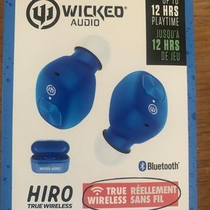Wireless ear buds